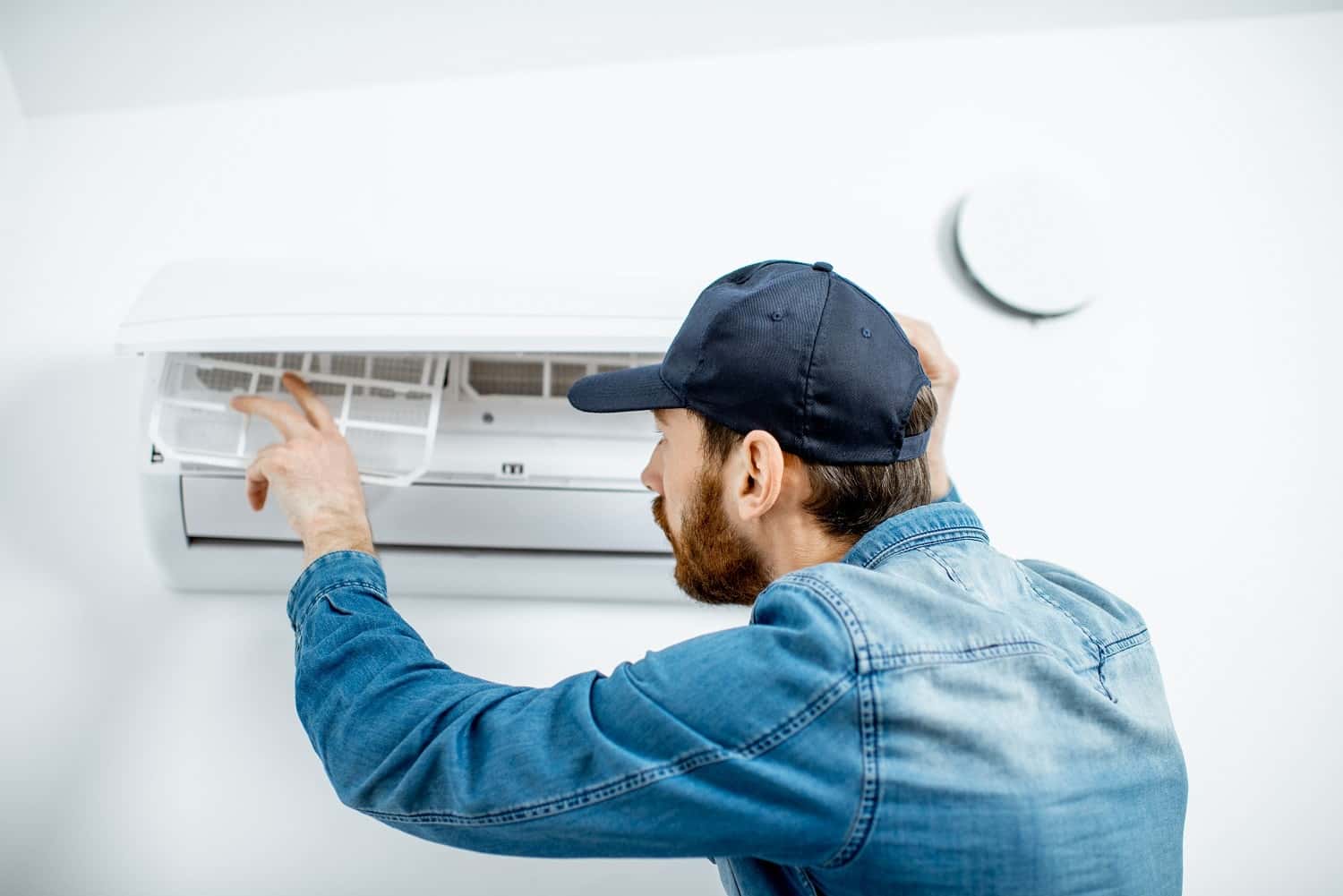 AC and air conditioning repair Dubai
